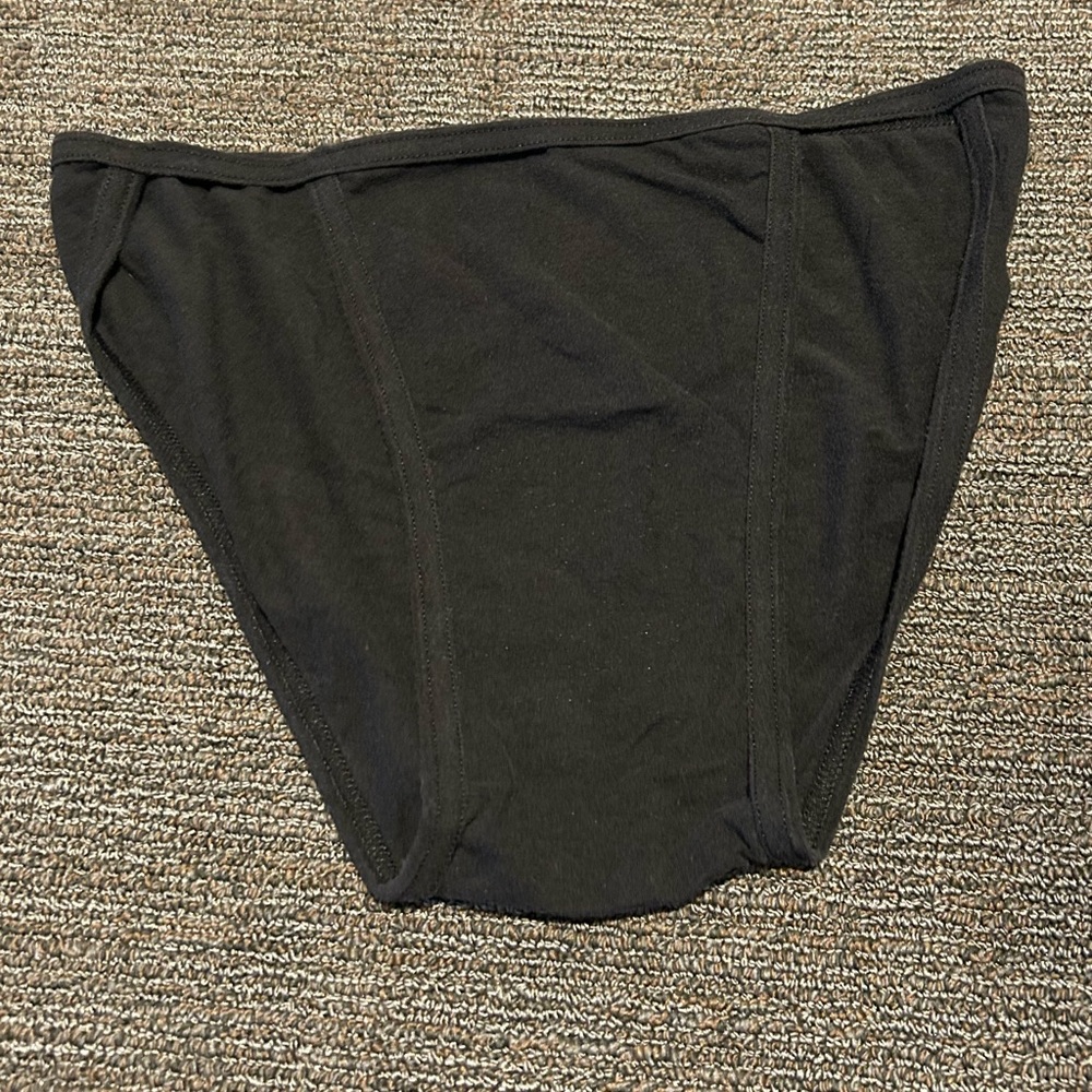 Black Hanes string bikini